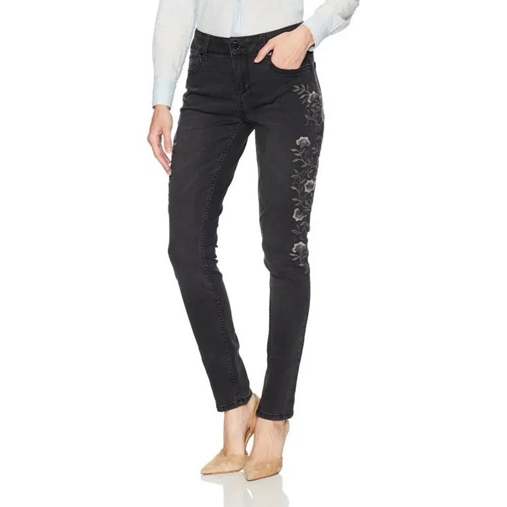 Seven7 Jeans Black Floral Embroidered Skinny Jeans